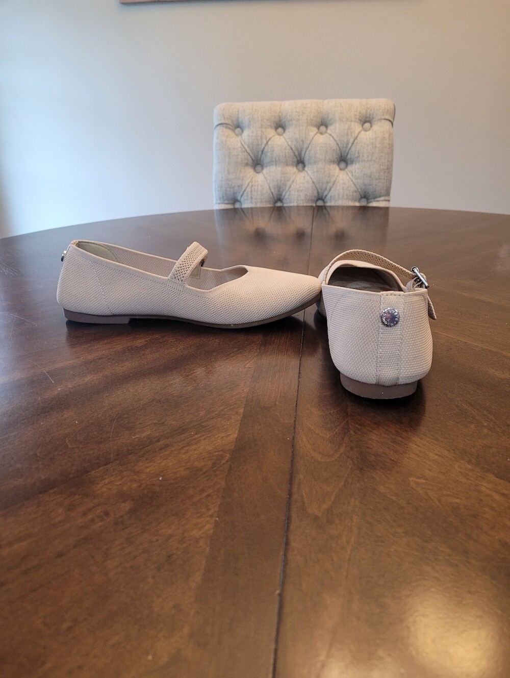 Steve Madden Beige Textured Mary Jane Flats Size 9